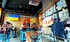 Переселенцы подняли продажи в столичных ресторанах