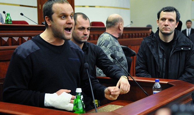 СМИ: Губарев госпитализирован после обстрела его автомобиля