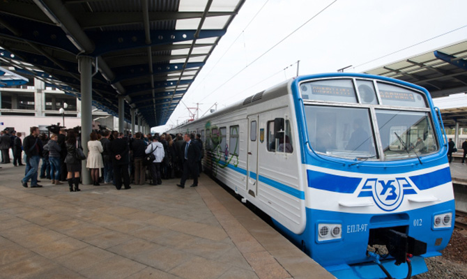 Столичные власти откроют 3 станции городской электрички в 2015 году