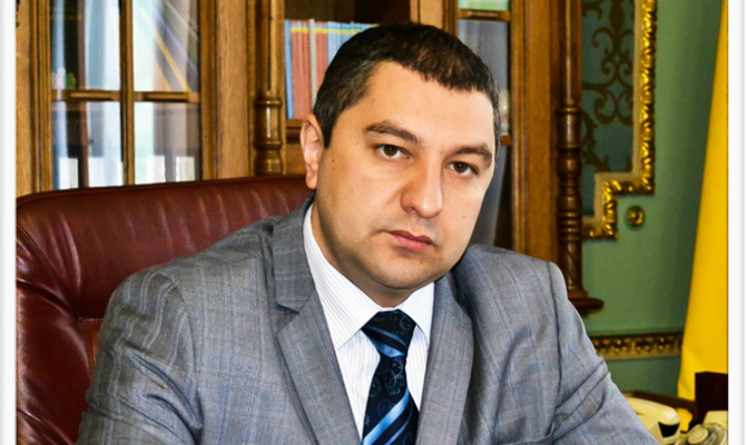 Черновицкий губернатор Ванзуряк подал в отставку