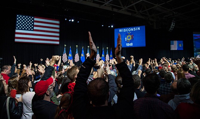 Республиканцы выиграли парламентские выборы в США