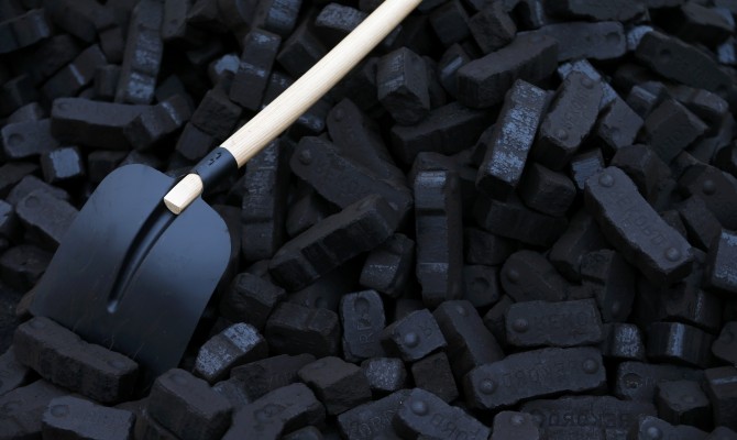 В Луганской области на складах застряли 122 тыс. т угля