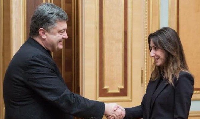 Порошенко предоставил гражданство кандидату в замглавы МВД Екатерине Згуладзе