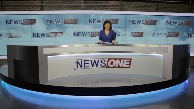 Телеканал NewsOne вышел в прямой эфир из своей новой студии