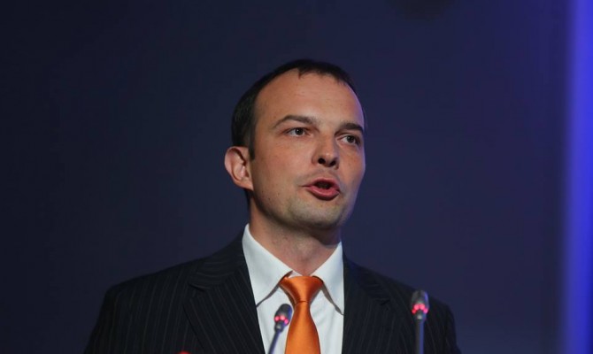 Профильный комитет Рады выявил коррупцию в 12 законопроектах Кабмина