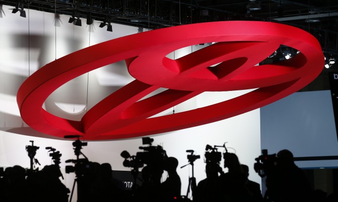 Мировым лидером по продажам автомобилей снова стала Toyota