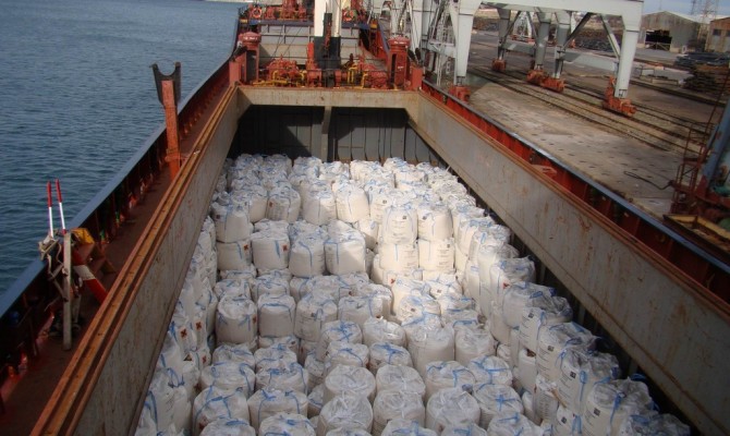 Крымская сода Дмитрия Фирташа теряет украинский рынок