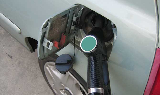 Продавцы топлива поднимут цену за литр бензина до 20-20,5 грн