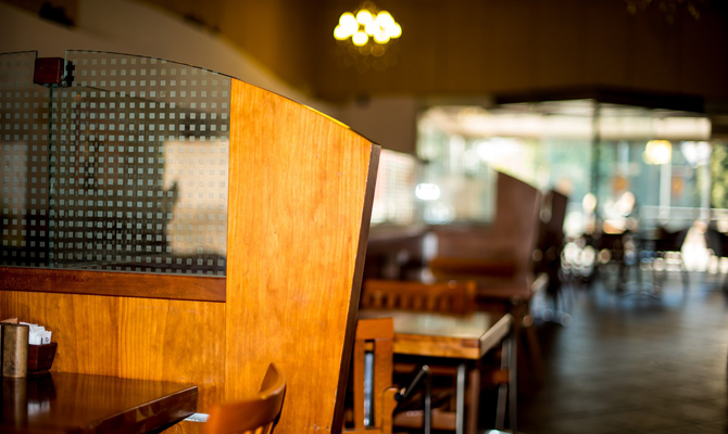 Restaurateurs are trying to save their business refusing imports