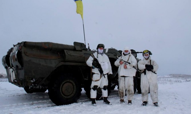 ОБСЕ: Украина отводит военную технику от линии соприкосновения