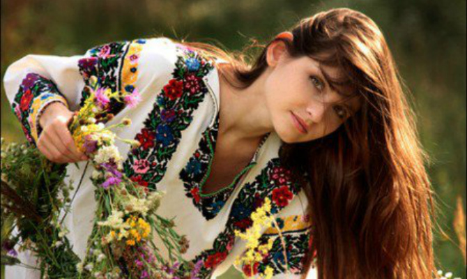 Треть украинок считают себя несчастными