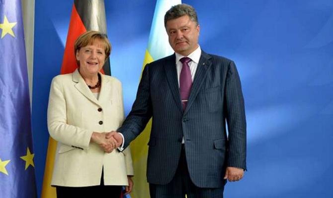 Меркель: Украина полностью выполняет Минские соглашения