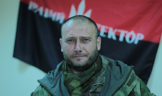 «Правый сектор» собирается участвовать в местных выборах