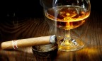 Кабмин собирается отменить лицензирование экспорта алкоголя и табака