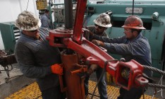 Добыча нефти в США выросла до максимума за 42 года