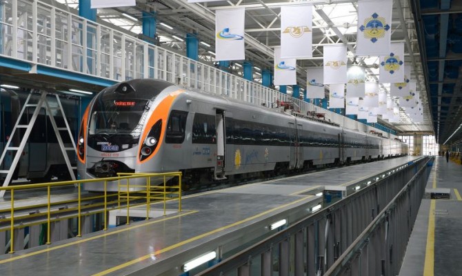 Убытки «Укрзализныци» от пассажироперевозок выросли на 9%