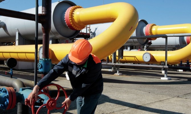 Киев хочет заставить Газпром платить больше за транзит газа