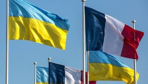 Украина и Франция проведут осенью инвестиционный саммит