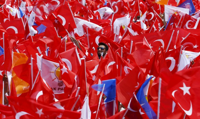 В Турции проходят парламентские выборы