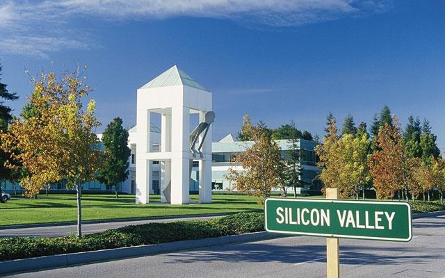 Россия признала, что пока не может создать Кремниевую долину в Крыму