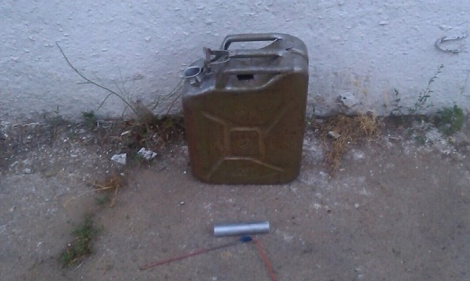 Неизвестные пытались взорвать военкомат в Одессе