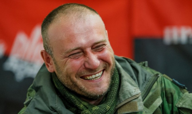 «Правый сектор» обогнал по рейтингу «Народный фронт», — соцопрос