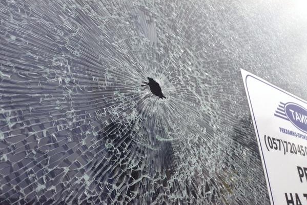 СМИ: В Харькове обстреляна третья маршрутка