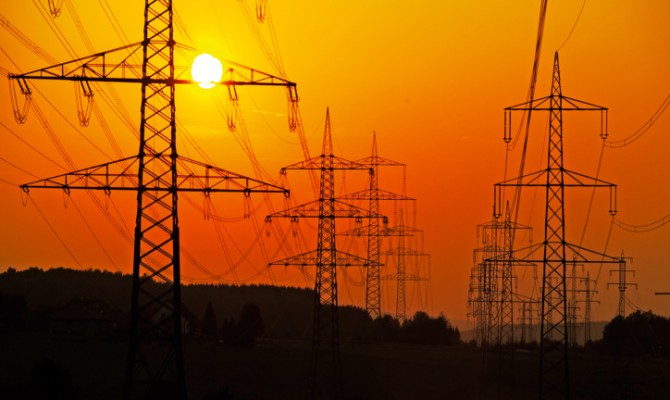 «Укрэнерго» подтвердило отключение потока электроэнергии в Крым