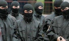 Порошенко инициирует запрет на ношение «балаклав» в мирных местах