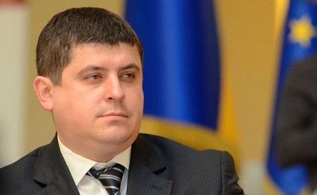 Бурбак возглавил партию «Народный фронт»