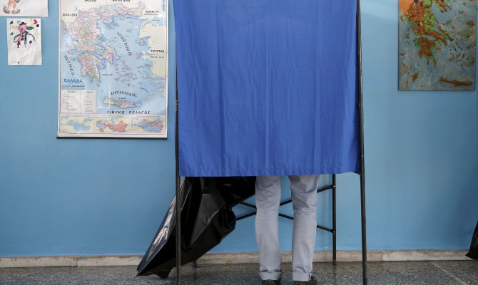 В Греции проходит референдум по условиям соглашения с кредиторами