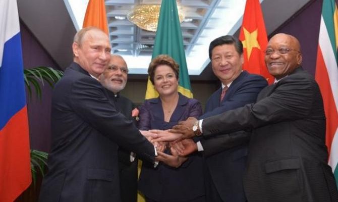 Страны БРИКС учредили аналог МВФ с объемом $100 млрд