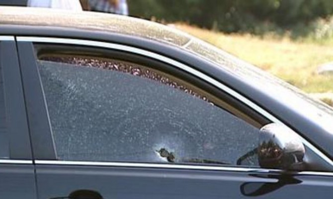 В Одесской области неизвестный расстрелял автомобиль, водитель погиб