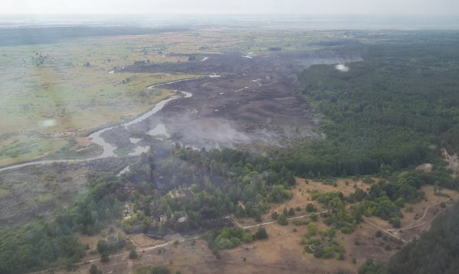 В зоне отчуждения спустя три недели удалось потушить весь торф