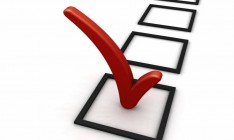 Большинство украинцев недовольны работой Порошенко и Яценюка