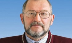 Порошенко уволил судью конституционного суда Шишкина