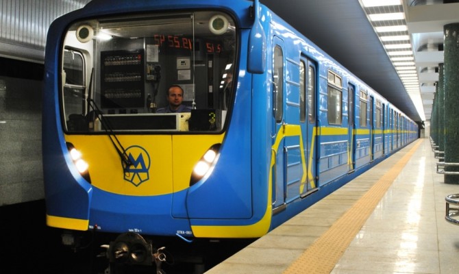 Польша готова инвестировать $200 млн в строительство метро на Троещину