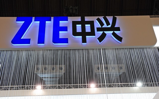 Китайцы выпускают «умные» часы, управляемые жестами