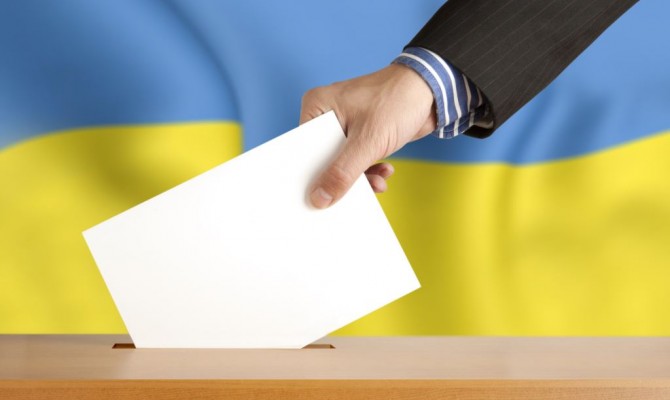 Скадальные выборы в Чернигове — кандидаты заявляют о массовых нарушениях