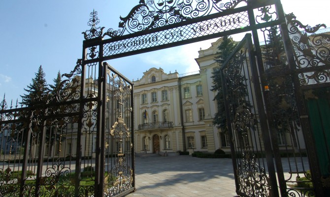 Конституционный суд может получить больше полномочий