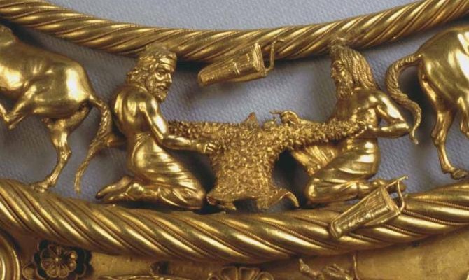 Из-за споров вокруг Крыма золото скифов может остаться в Голландии