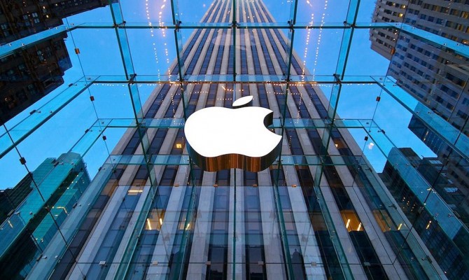 Apple потеряла $158 млрд из-за биржевых потрясений
