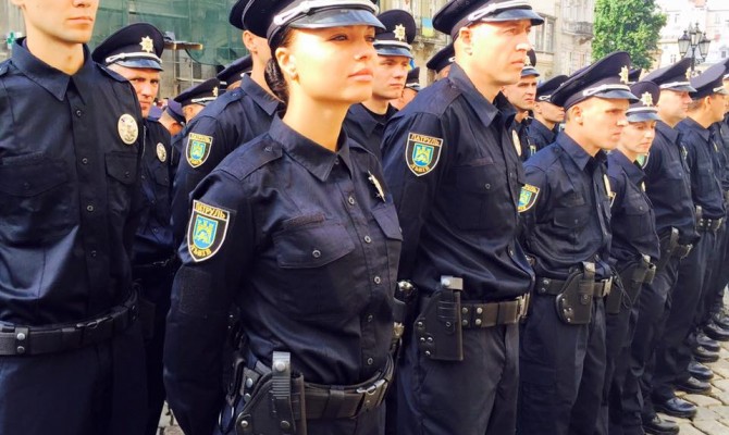Сотрудники Патрульной полиции Львова приняли присягу