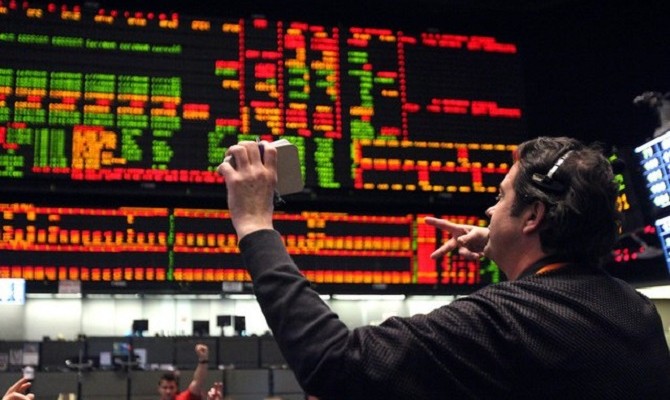 Фондовый рынок США пережил худший день за четыре года