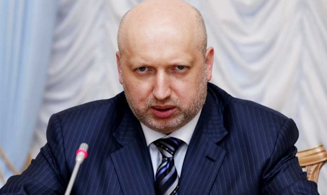 РФ завершила формирование 2 армейских корпусов на Донбассе, — Турчинов