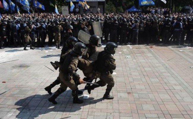 МВД: Суд арестовал 7 участников столкновений под Радой