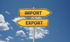 Украина сократила экспорт и импорт товаров более чем на треть