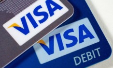 Visa прекращает обслуживать операции по картам российских банков