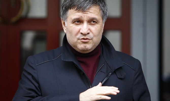 Аваков отверг обвинения о причастности к выводу $40 млн в офшоры