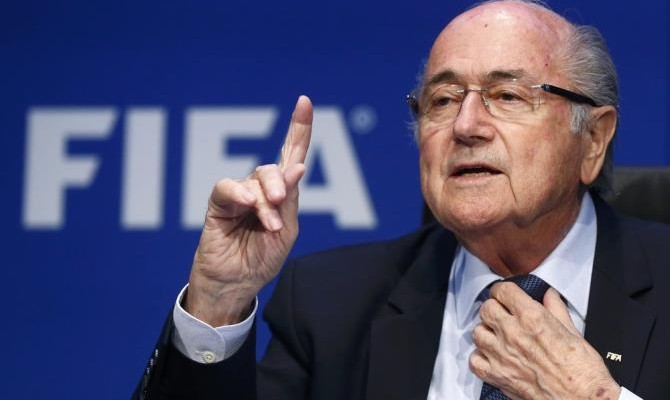 Президент ФИФА отказался досрочно покинуть свой пост